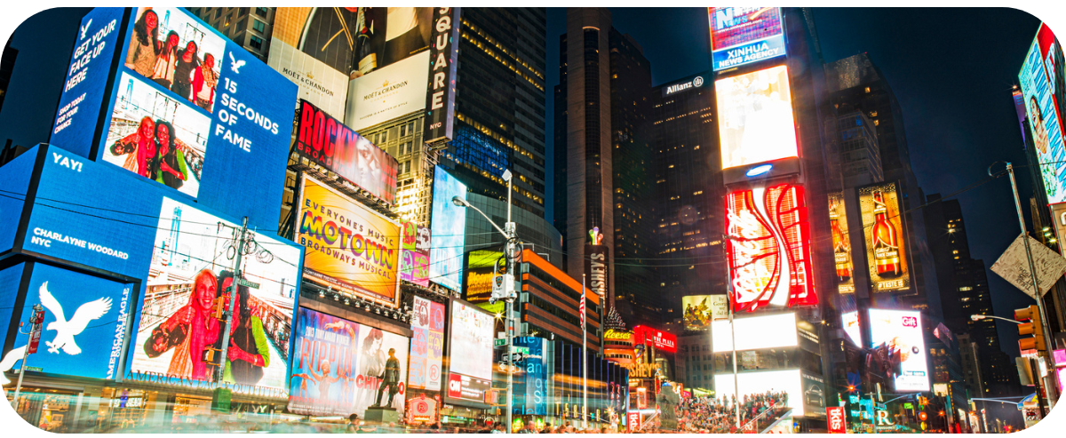 Higher Brand Exposure - Programmatic digital out-of-home advertisements in Times Square-1