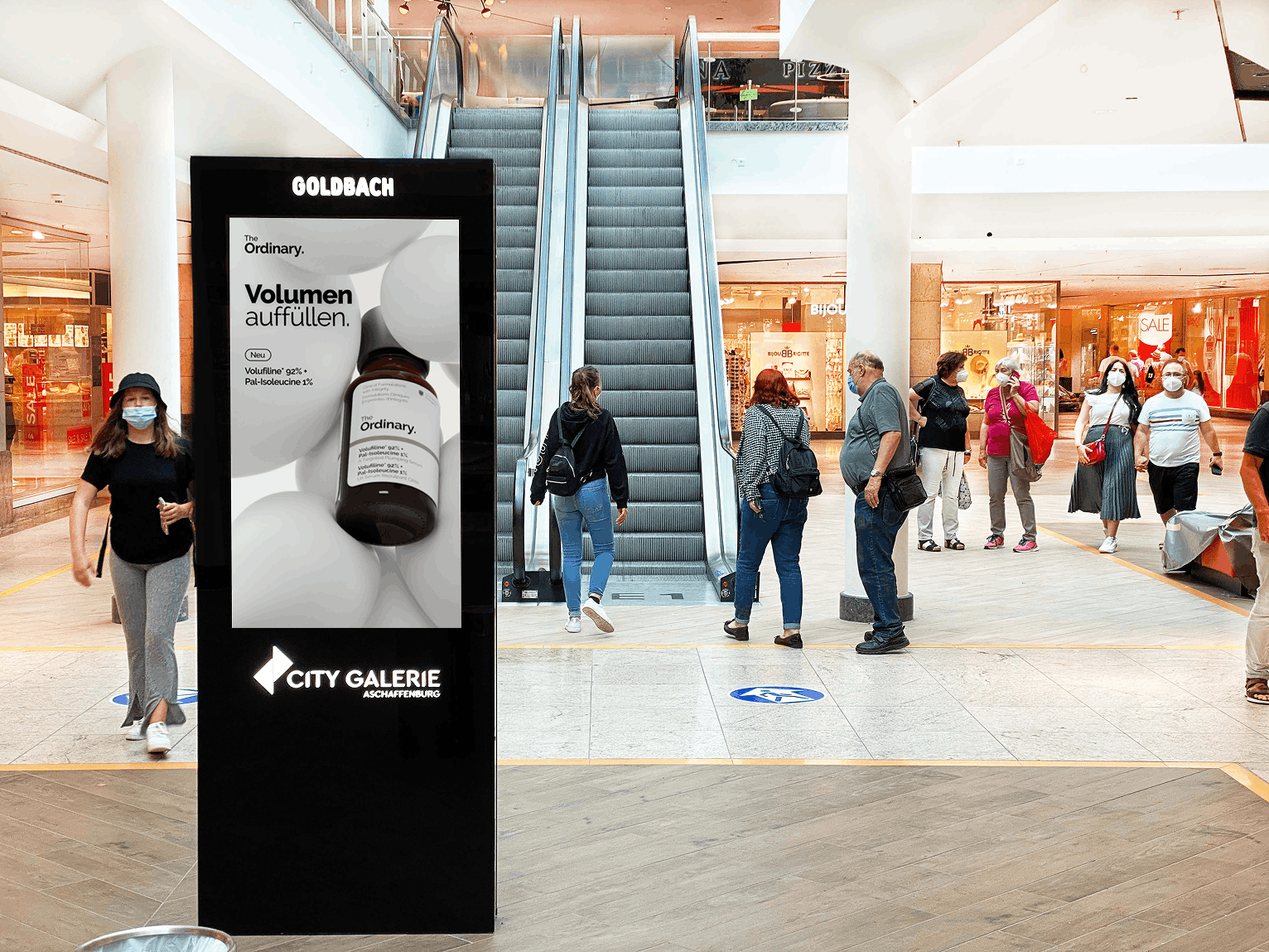 the ordinary venue mock up germany DOOH Screen