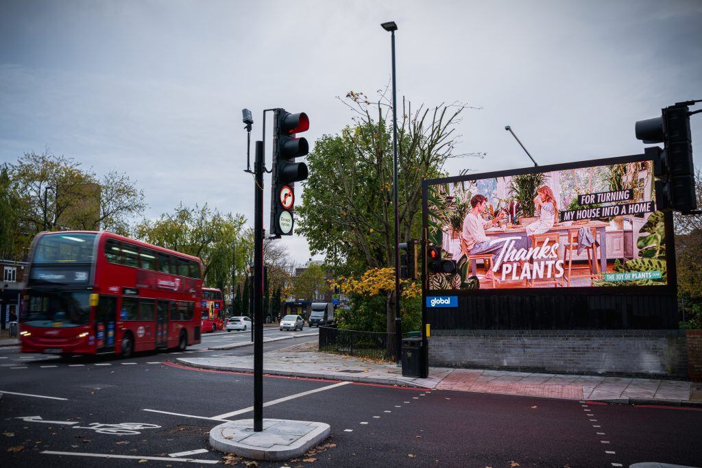 Dutch Flowers export to Germany And The UK with Programmatic OOH