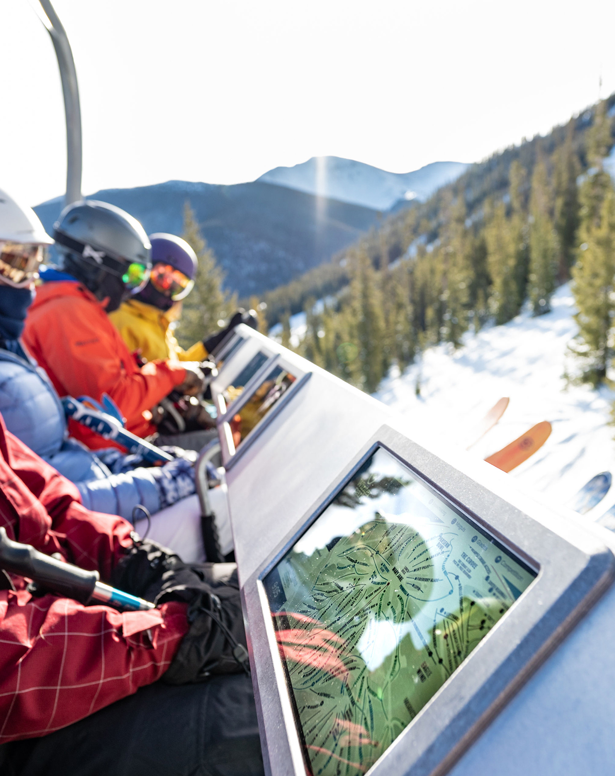 Entertainment_Images_Alpine1