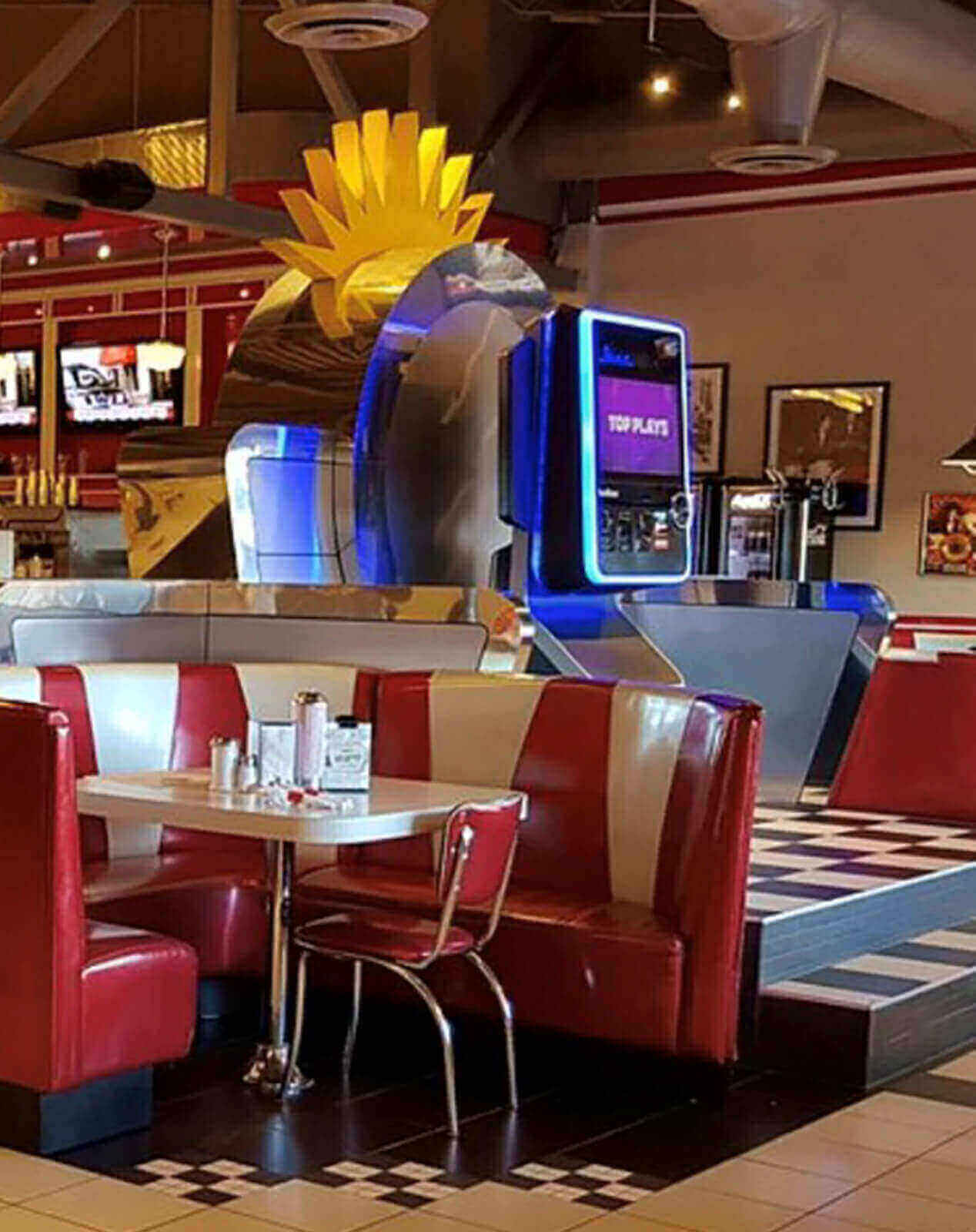 Entertainment_Images_Dining