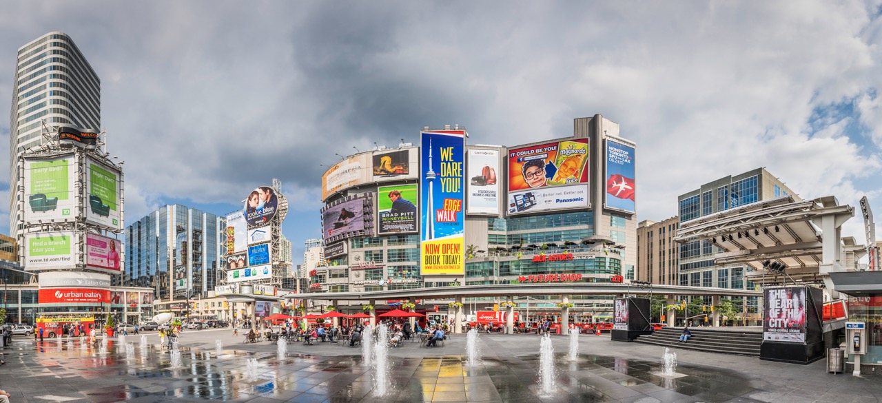 DOOH: Everything You Need to Know About Outdoor & Indoor Advertising