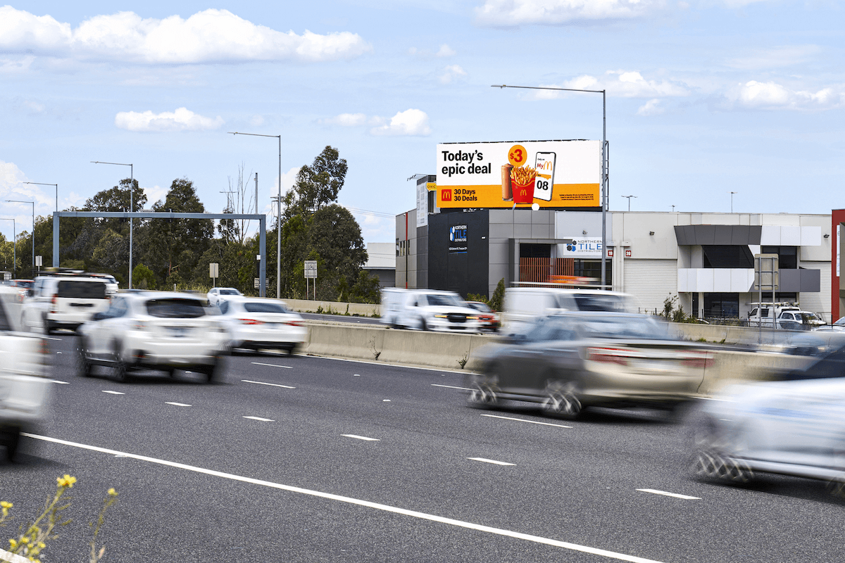 bundoora outdoor digital screens attract consumer