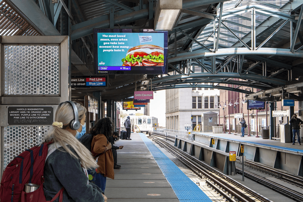 dooh train station digital screens