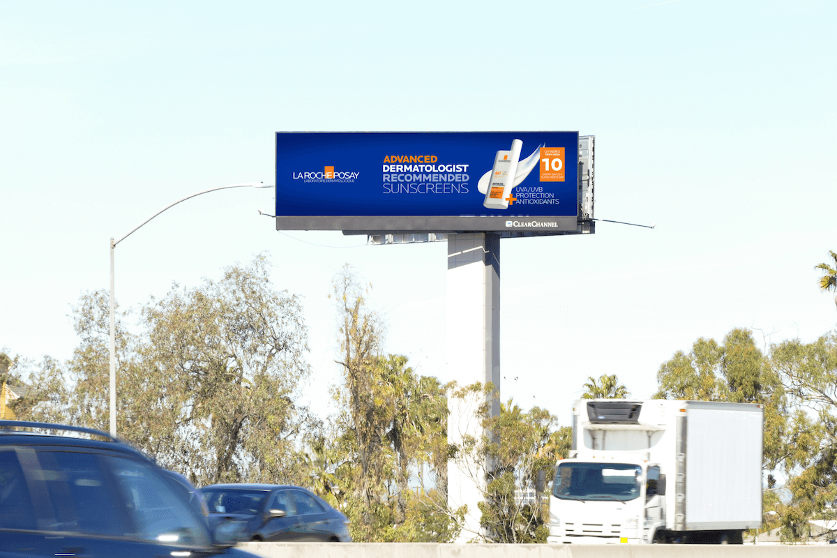 la roche posay dooh dynamic creative audience engagement campaign