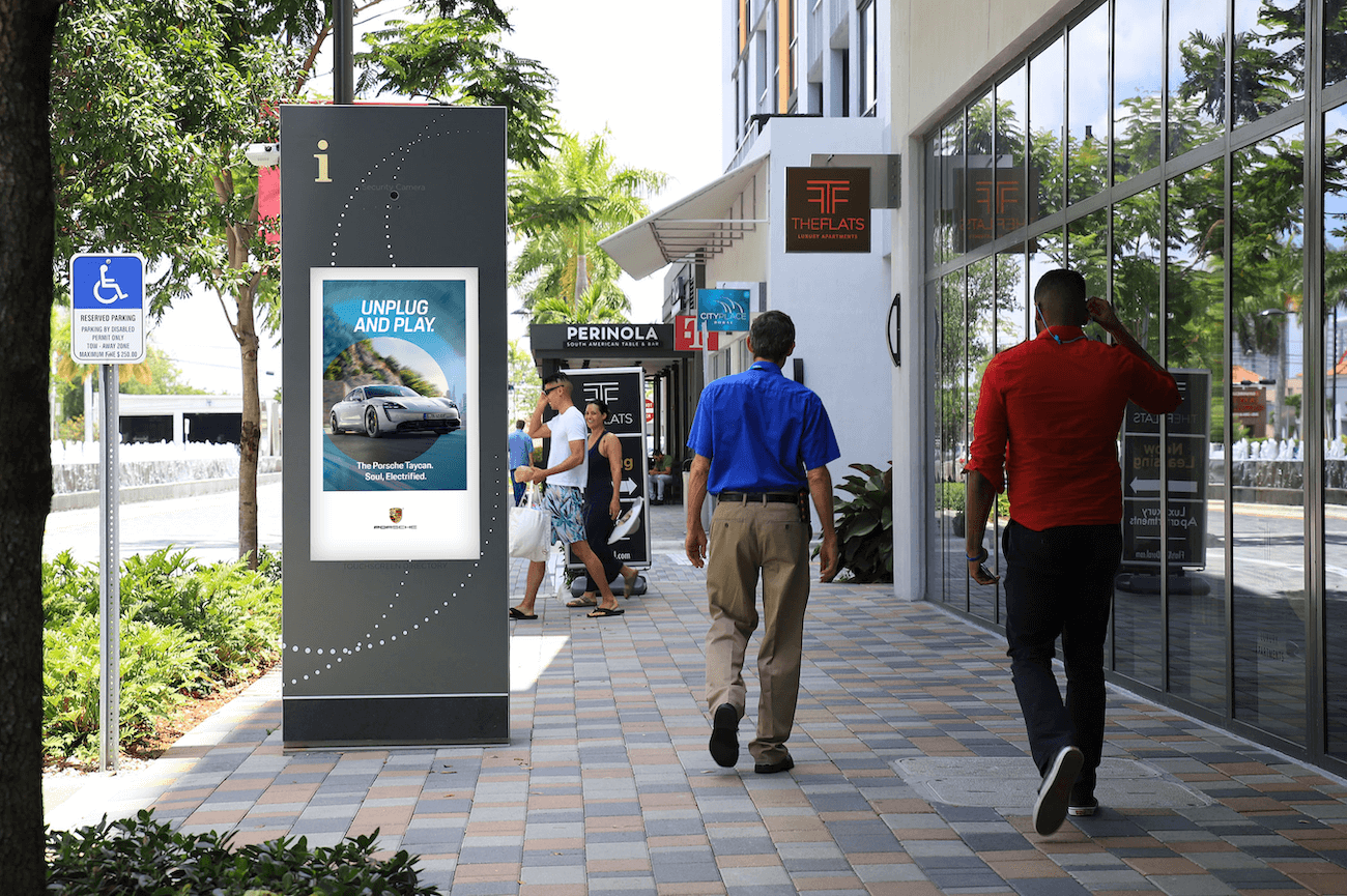 porsche boundaries creativity screen dooh