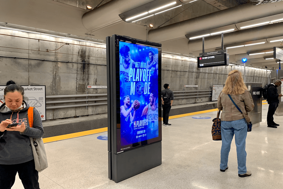 screens and media dooh campaigns
