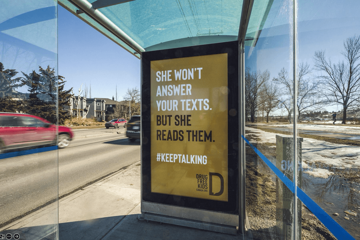 screens and media outedge - bus shelter - calgary