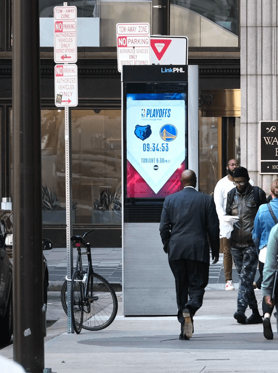 street-level and transit digital signage